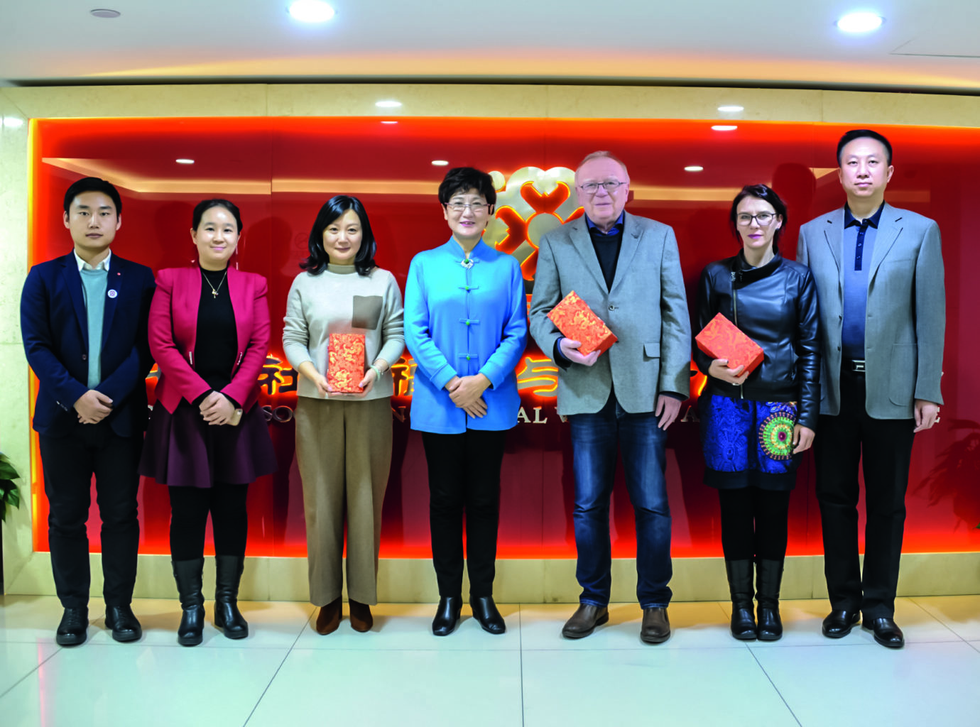 Gruppenbild: Geschäftsführung fuu-sachsen und Geschäftsführung der China Association of Social Welfare and Senior Services